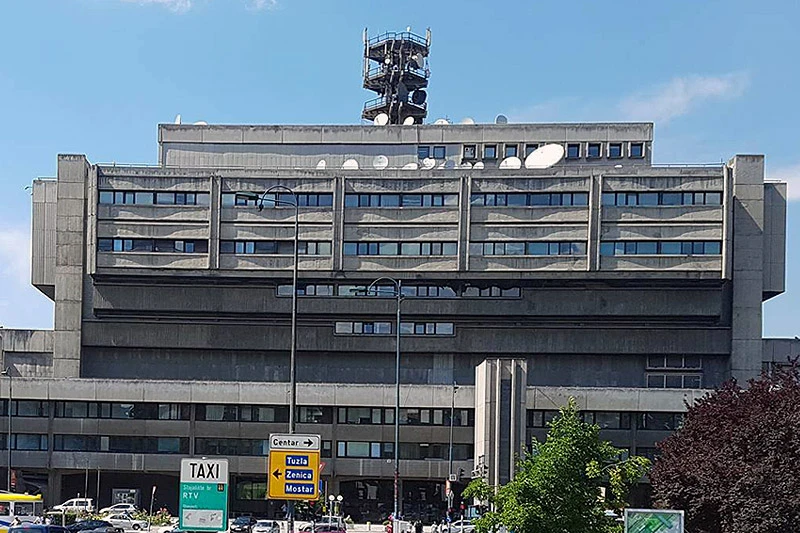 Borba radnika BHRT-a za plaće: Od zraka se ne živi