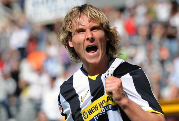 Pavel Nedved se vraća na travnjak