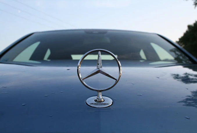 Mercedes za stari auto daje 1.000 do 2.000 eura
