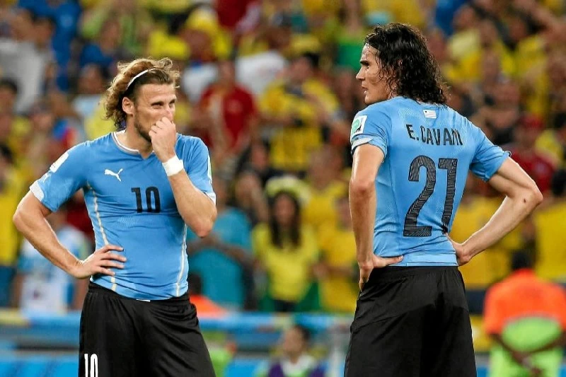 Diego Forlan: Neymar ne bi Messiju učinio ono što je uradio Cavaniju