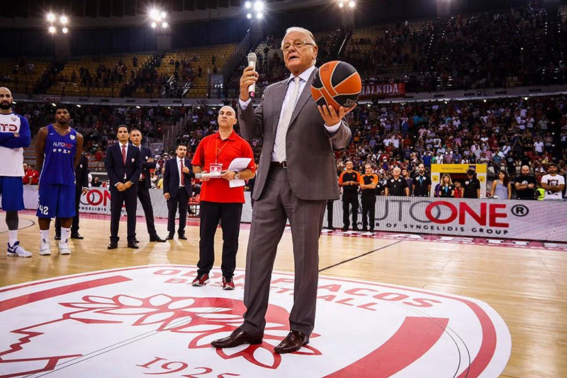 VIDEO | Košarkaške legende na oproštaju Dušana Ivkovića