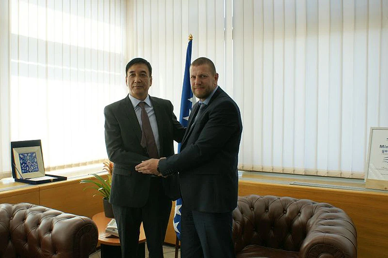 Kinezi žele financirati i graditi prometnu infrastrukturu u BiH
