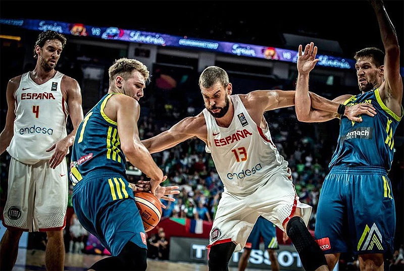 Sjajna Slovenija deklasirala Španjolsku za finale EuroBasketa!
