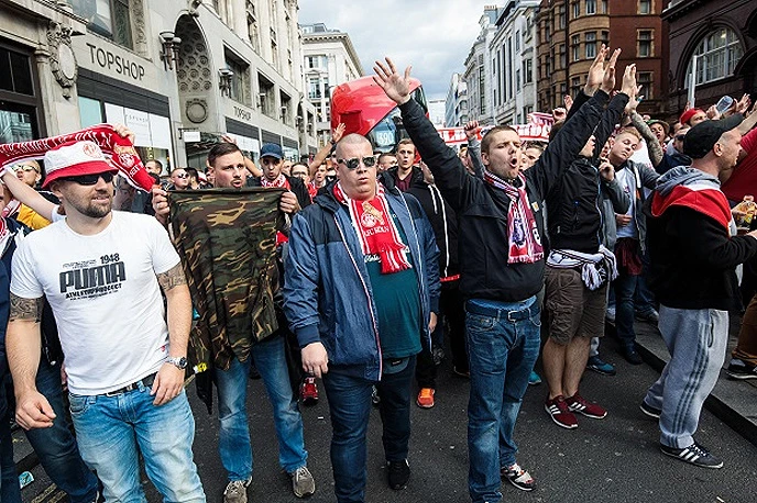 VIDEO | Kaos u Londonu, odgođen početak utakmice Arsenal - Koln
