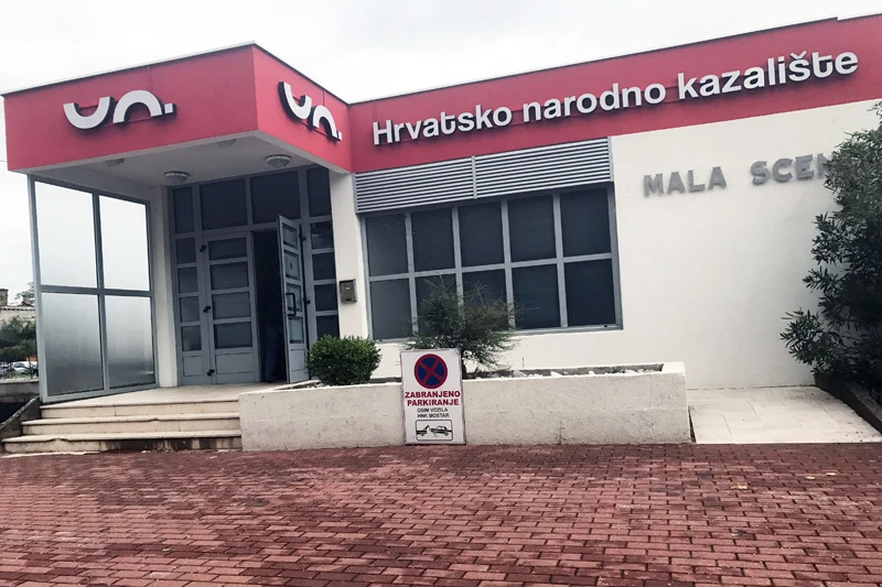 Poplavile prostorije HNK Mostar, upitan daljnji rad kazališta