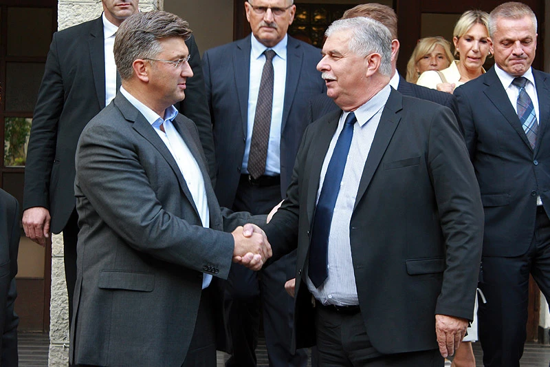 Plenković u Širokom Brijegu: Drago mi je da se vidi u što ulažemo
