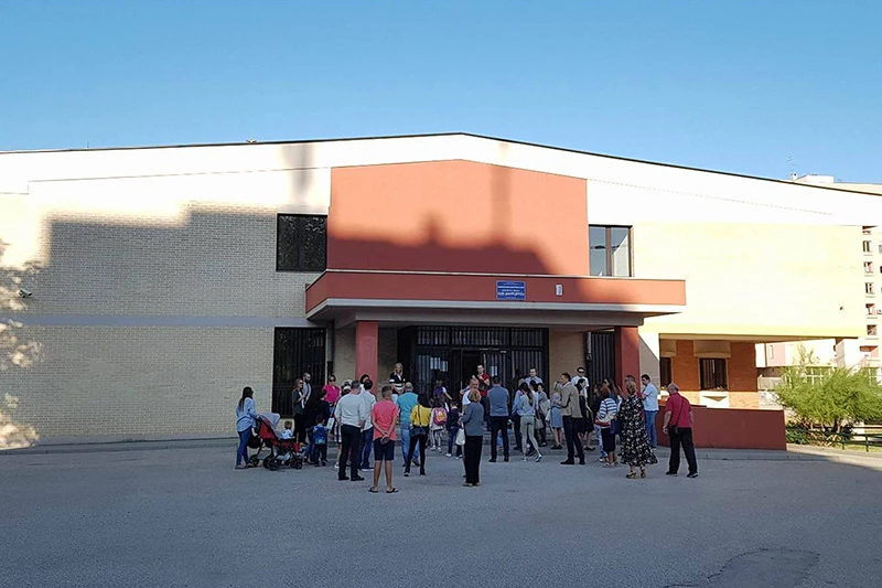 U Mostaru upisano 1019 prvašića i 917 srednjoškolaca
