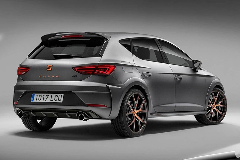 Seat predstavio raketu - stigao Leon Cupra R!