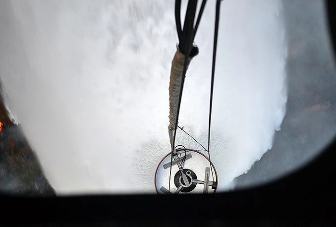 Helikopter gasio požare u Mostaru i Trebinju