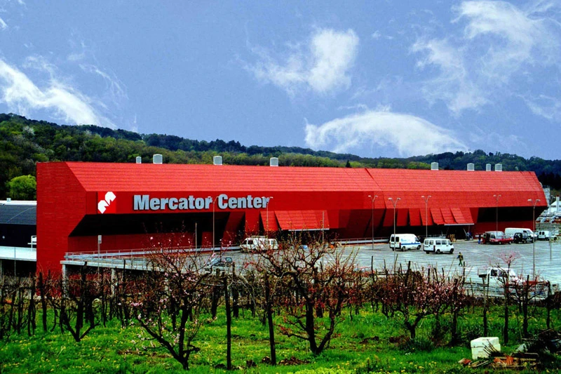 Mercator prodaje nekretnine da bi ulagao u poslovanje