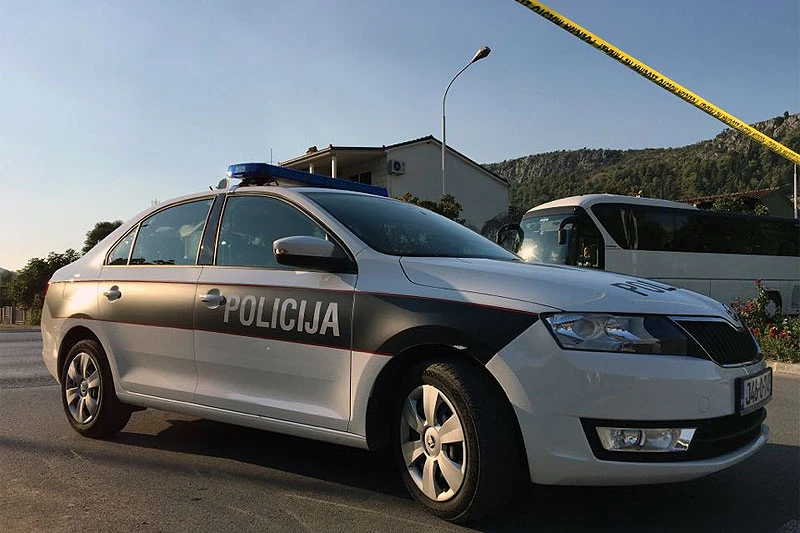 Četiri osobe ozlijeđene u prometnoj nesreći na ulazu u Stolac