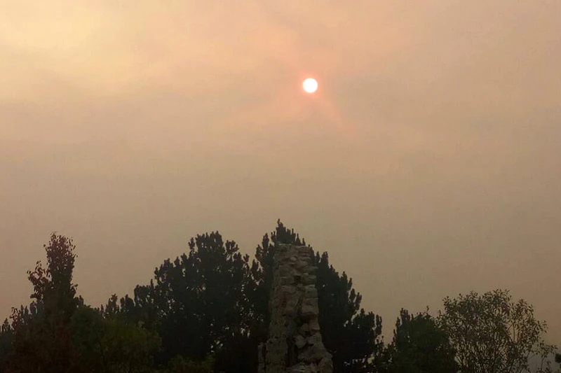 Ruište i dalje gori, vatra na Čvrsnici priijeti području Dive Grabovice