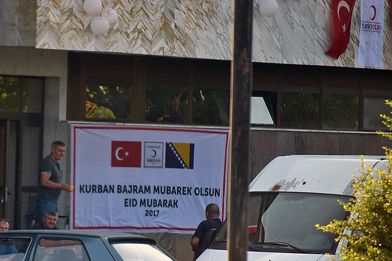 Uz turske zastave i balone iščekuje se Kurban-bajram u Širokom Brijegu
