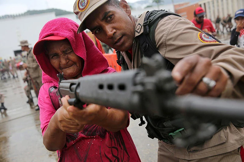 Venezuela rasporedila tenkove i vojnike zbog američke prijetnje