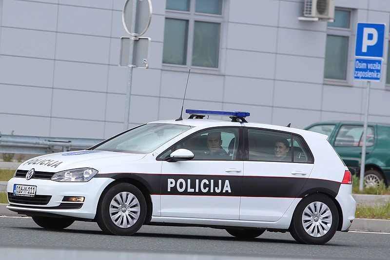 Grude: Policiji priznao krađe