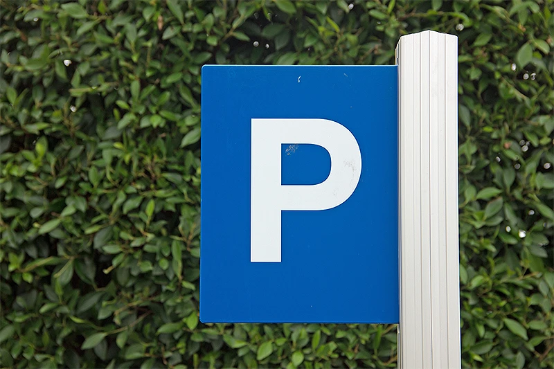 Sumnja se da je šef parkinga krivotvorio parking karte