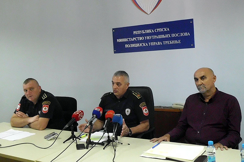 Maloljetnik s očevog računa krišom platio 2000 KM za igrice na mobitelu