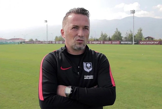 FK Sarajevo sporazumno raskinuo suradnju s trenerom Repuhom