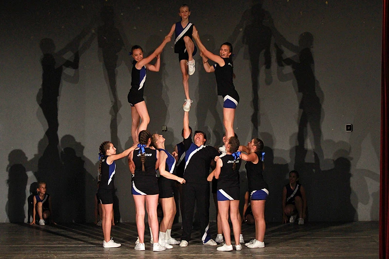 Pridruži se Hrvatskom cheerleading klubu Široki