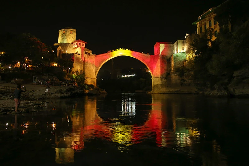 Mostar se solidarizirao sa žrtvama napada u Španjolskoj