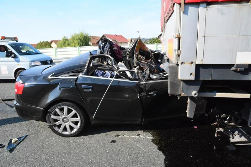 Muškarac iz BiH se zabio u kamion na hrvatskoj autocesti i poginuo