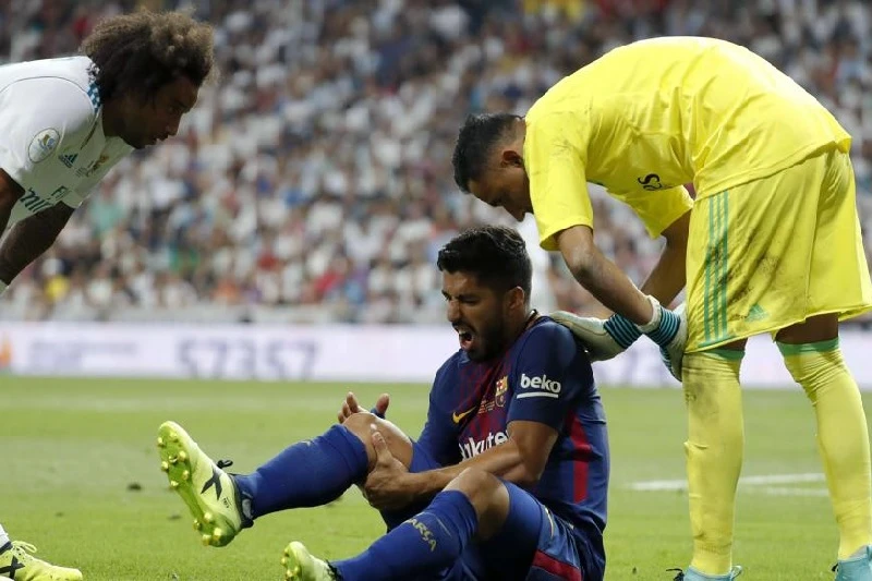 Luis Suárez zbog ozljede mjesec dana izvan stroja