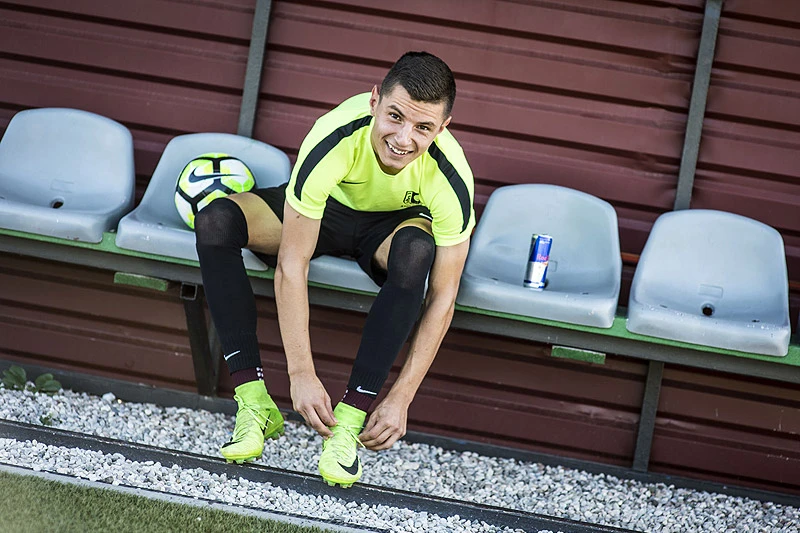 VIDEO | Upoznajte zlatnog dečka bh. nogometa