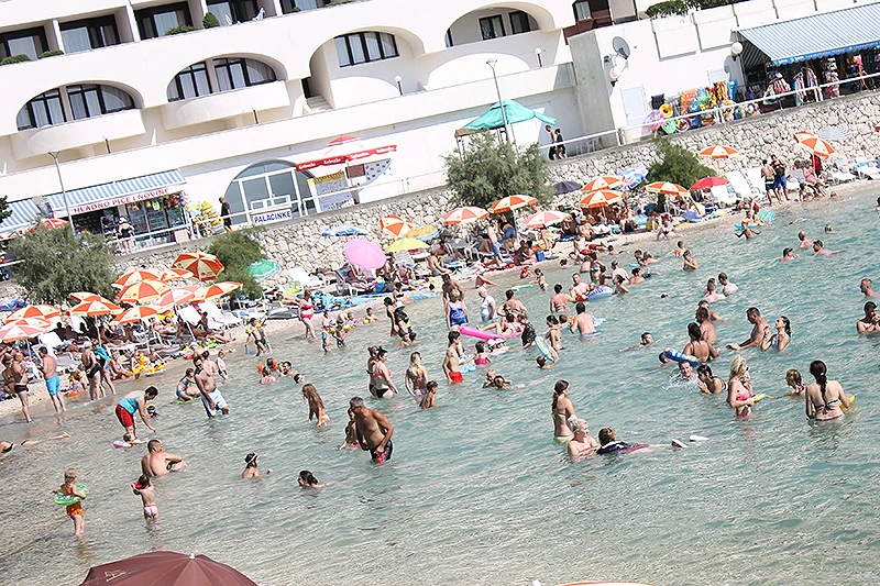 VIDEO | Neum: Sezona dobra, ali brza cesta nam je nužna