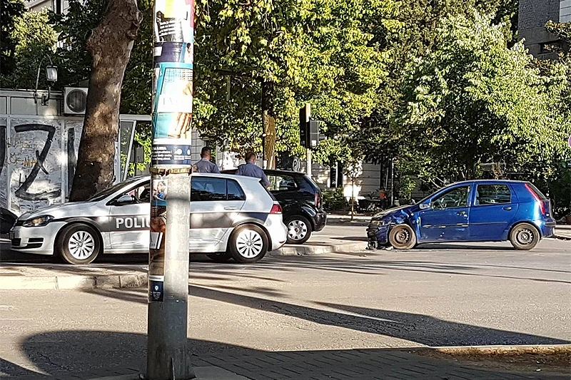 Mostar: Polo nakon sudara završio na nogostupu