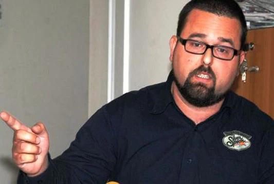 Andrej Nikolaidis u Mostaru: Nacionalizam kao alibi za privatizaciju javnih resursa