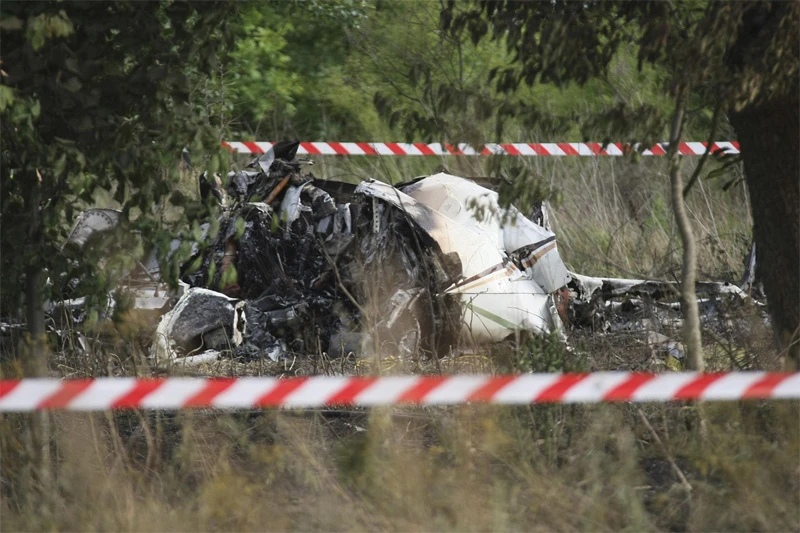 U padu aviona poginula dva četrnaestogodišnjaka