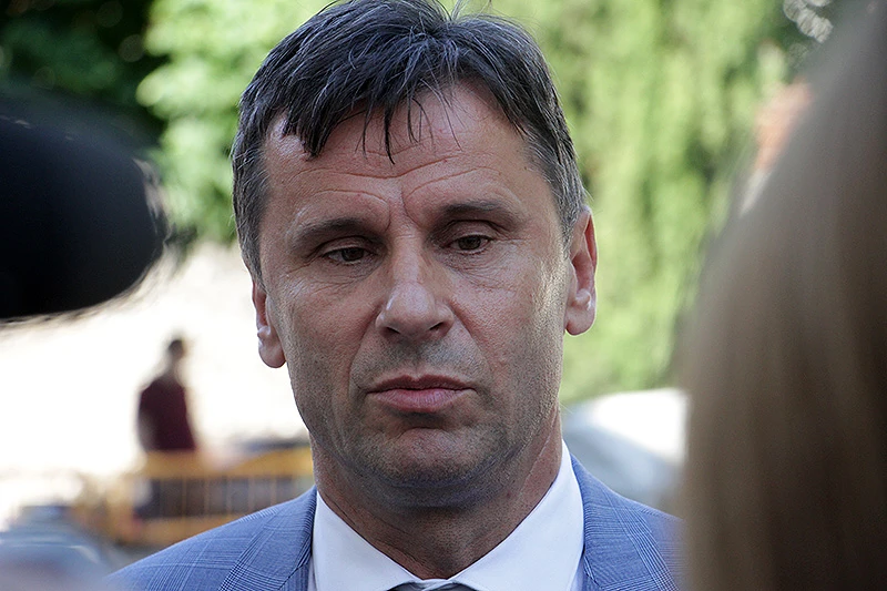 Fadile, sad' stvarno oprosti