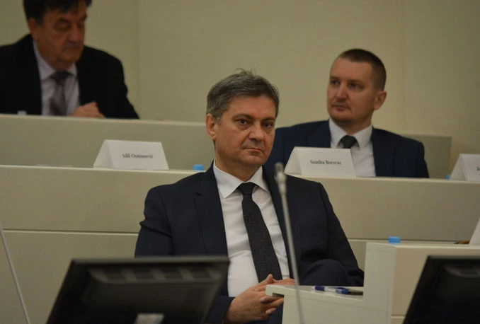 Zvizdić: Vlada RS-a tražila je previše