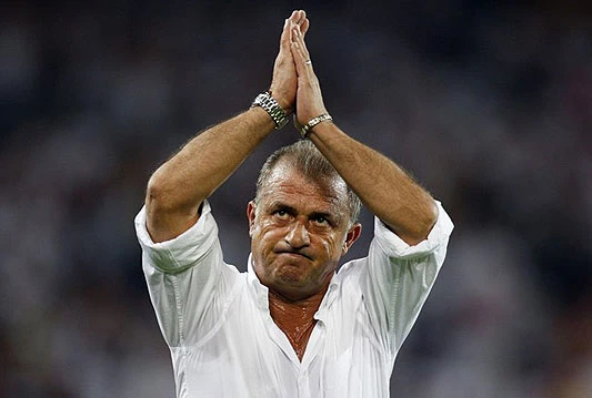 Terim zbog 'nenogometnih problema'  sjašio s klupe Turske