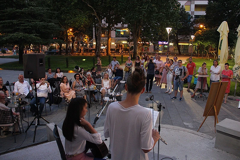 Mostar: Nova poštanska marka u čast Milivoju Uzelcu