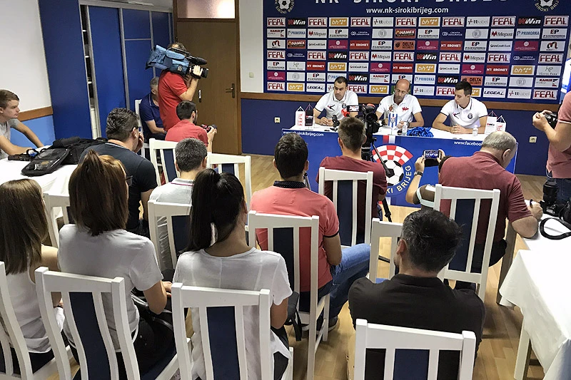 Široki najavio pa otkazao konferenciju za novinare