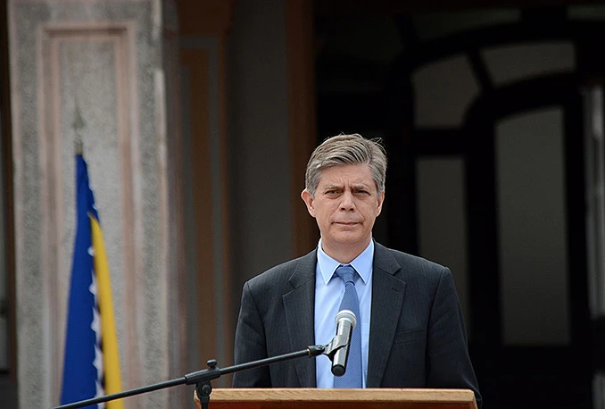 BiH se sramoti, nitko ne razgovara
