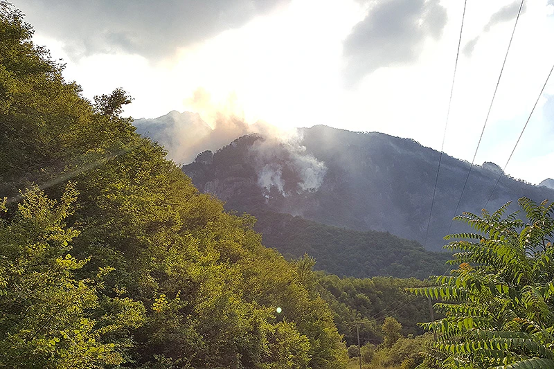 Požarna linija na Čvrsnici proširila se prema lokalitetu Sljemena