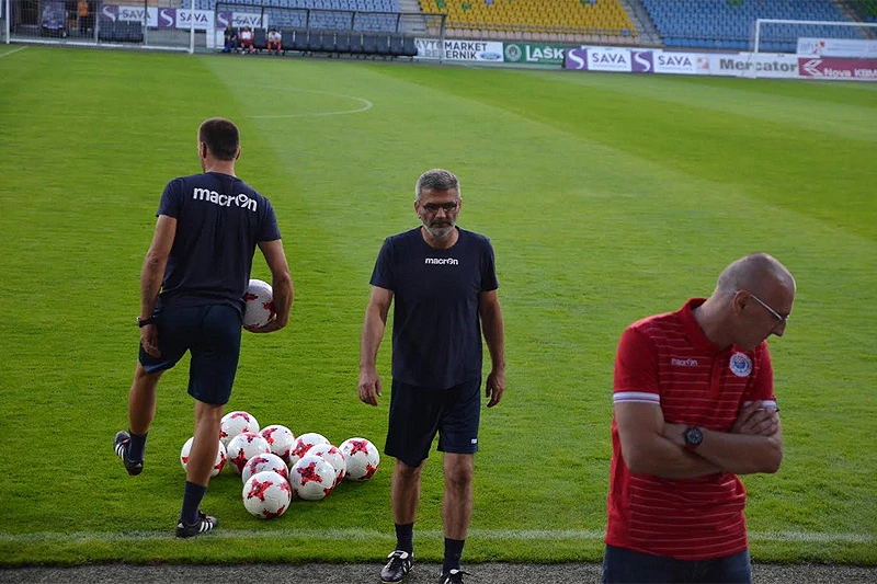 Plemići trenirali u Ljudskom vrtu, Slišković najavio kontroliranu ofenzivu