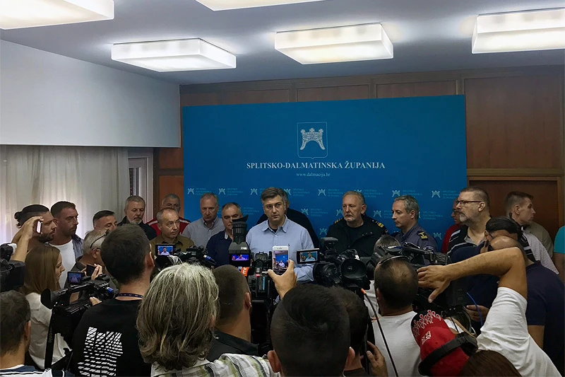Plenković: Sustav je reagirao kako treba; Građani: Gdje ste bili sinoć?
