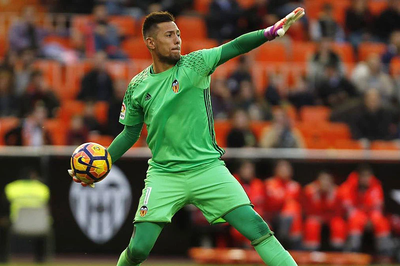 Diego Alves nakon deset godina napustio Španjolsku