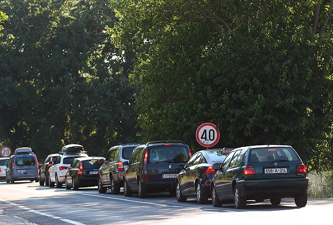 Pojačan promet vozila na graničnim prijelazima