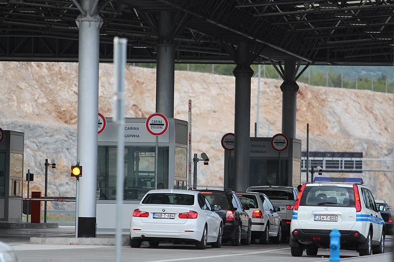 Provjerite dokumente prije polaska na putovanje