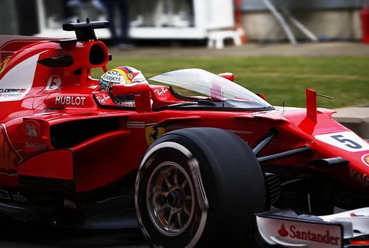 Bottas postavio ljestvicu, Vettel oprobao 'vizir'