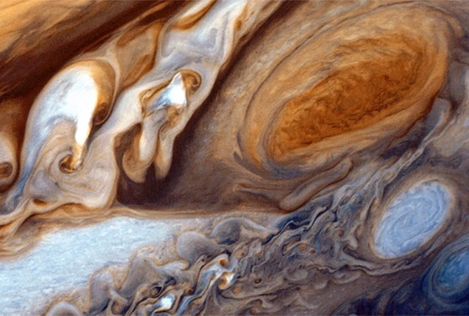NASA-ina letjelica šalje fotografije oluje koja je veća od Zemlje