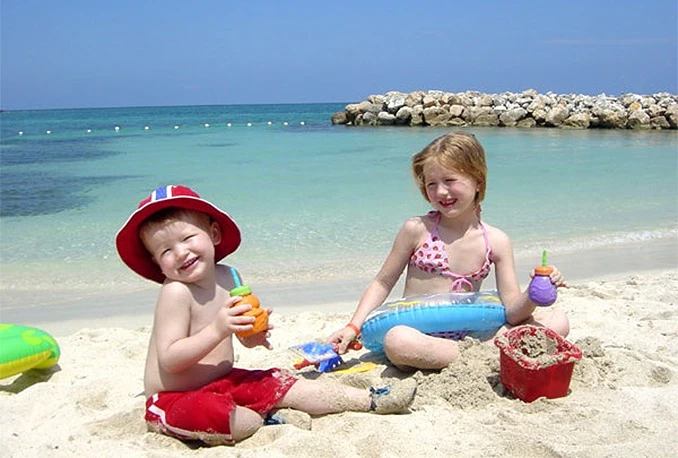 Ne objavljujte fotografije svoje djece bez potrebe, pogotovo ne one s plaže