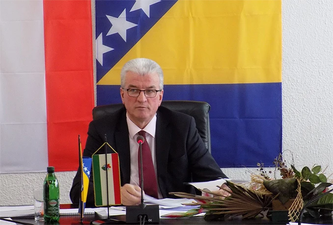 Vlada SBŽ-a osigurala novac za regrese i nagrade