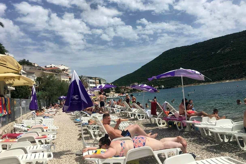Razočaranom Bosancu ležaljke pokvarile ljetovanje u Neumu