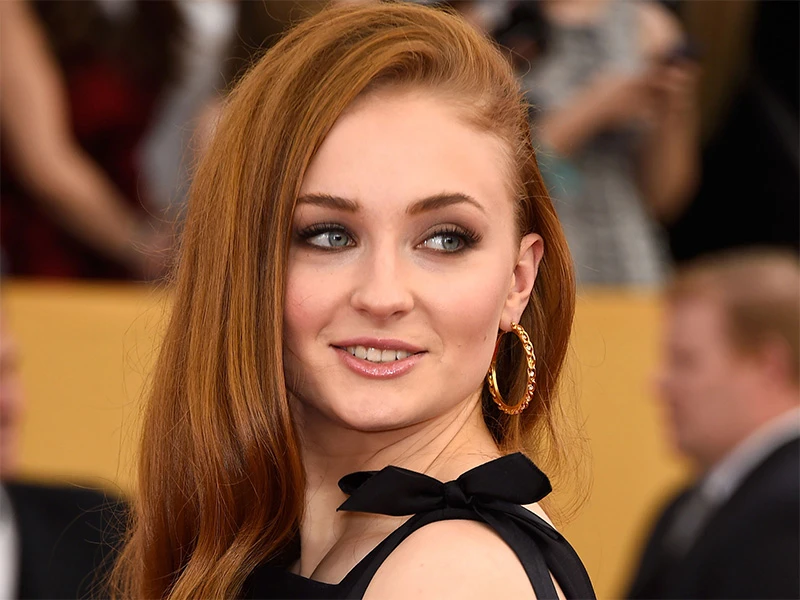 Sophie Turner: Sve o seksu naučila sam iz Igre prijestolja
