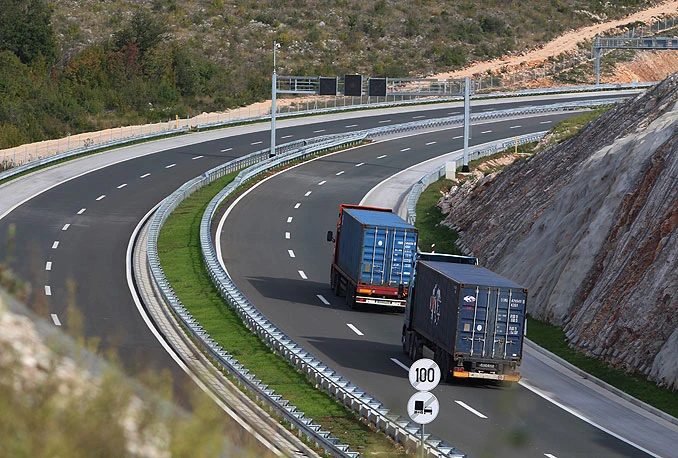Milijun KM za razvoj poduzetničke infrastrukture u FBiH
